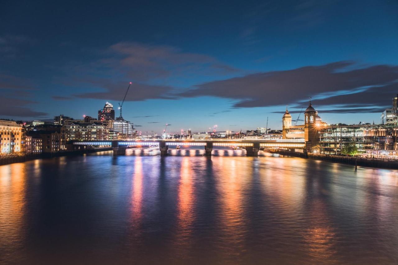 Citizenm Tower Of London Hotel Exterior photo